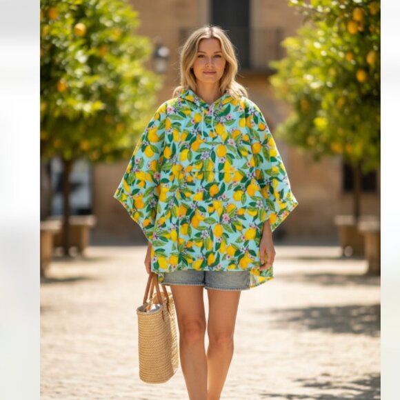 NWT Vera Bradley Lemon Grove Rain Poncho Foldable SZ-S/M - Picture 1 of 8